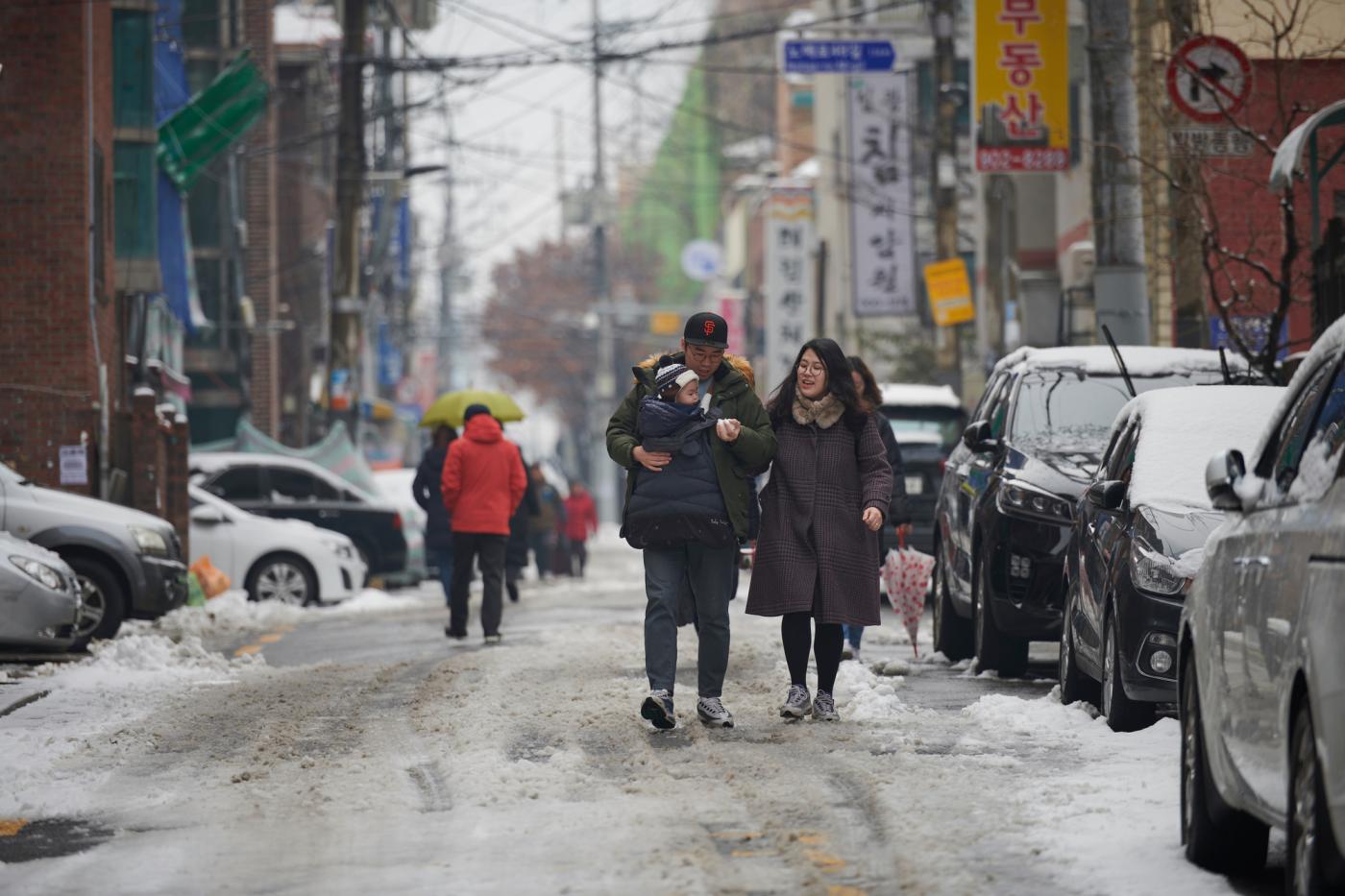 Seoul street in a winter