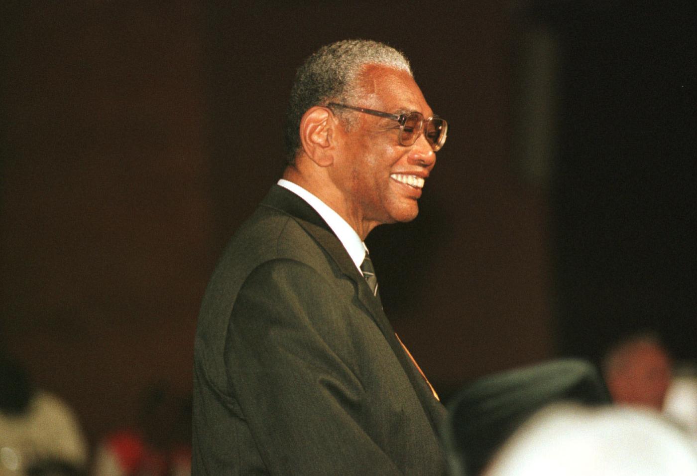 Philip Potter en la 8ª Asamblea del CMI en Harare (Zimbabwe), diciembre de 1998. Fotografía: Chris Black/CMI