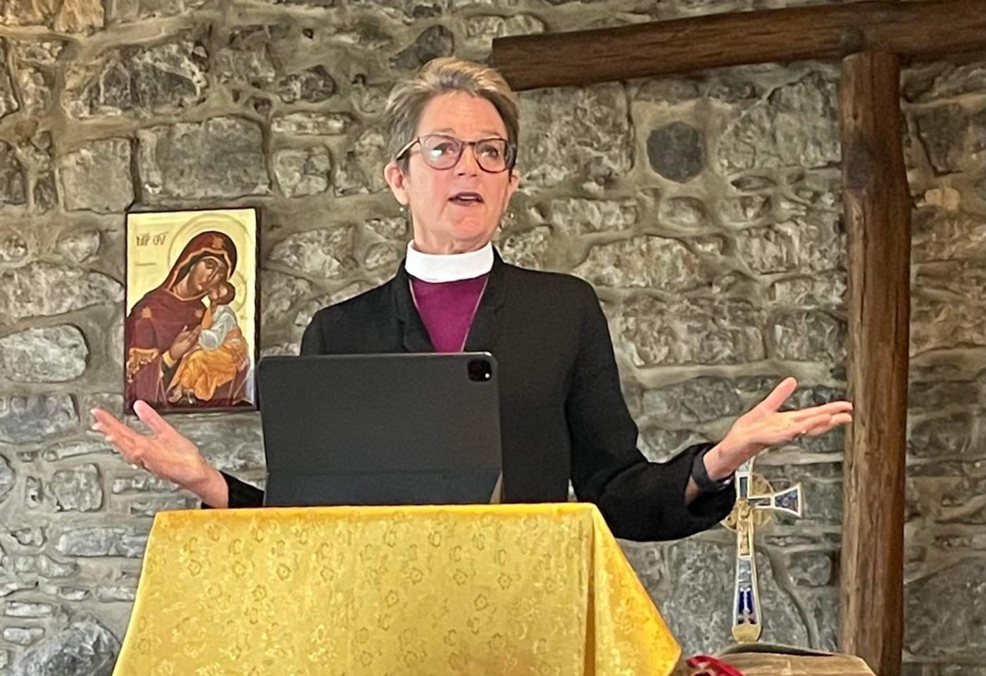Bishop Sally Dyck preaching at a Bossey chapel