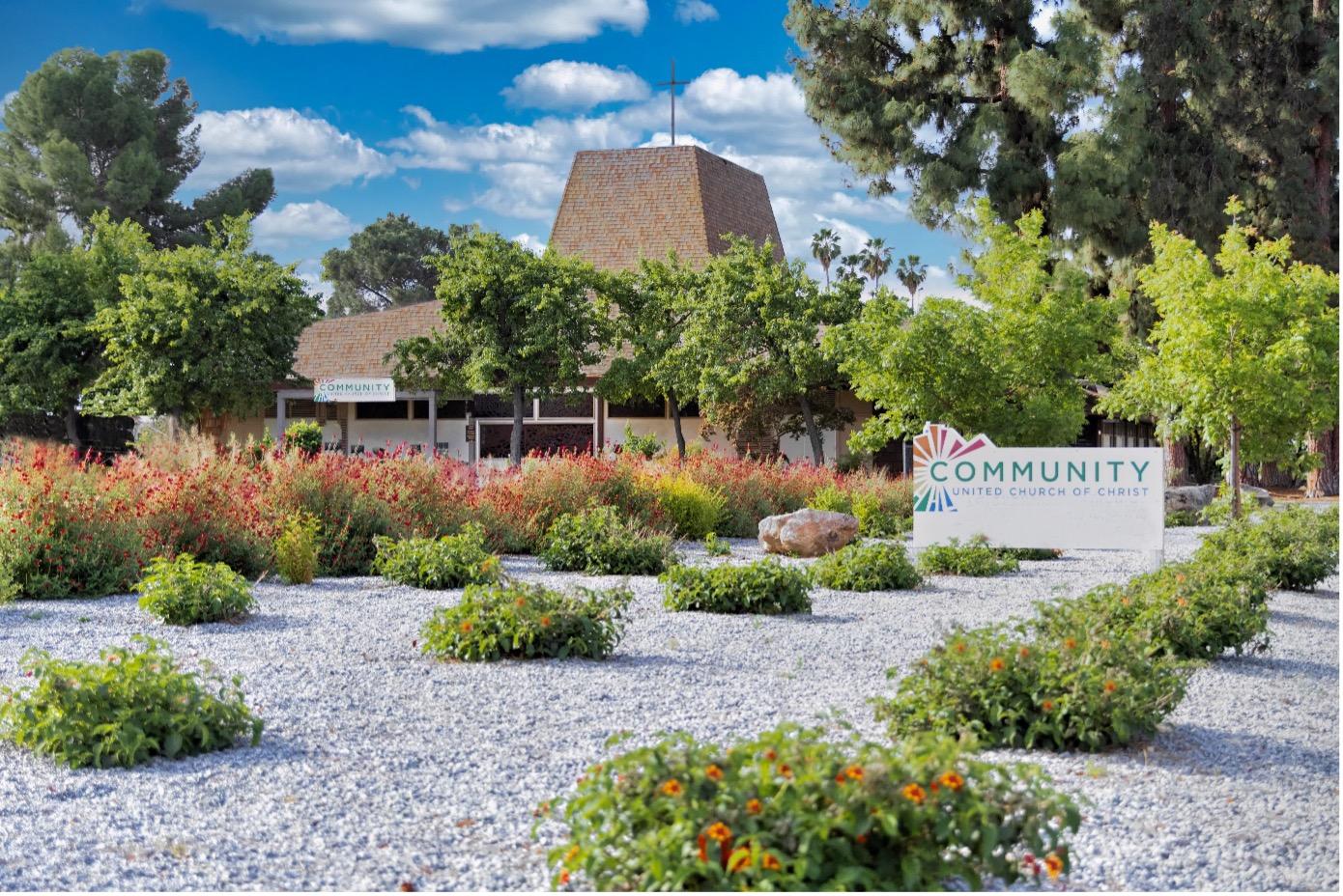 The church grounds of the Community United Church of Christ in Fresno, USA, 