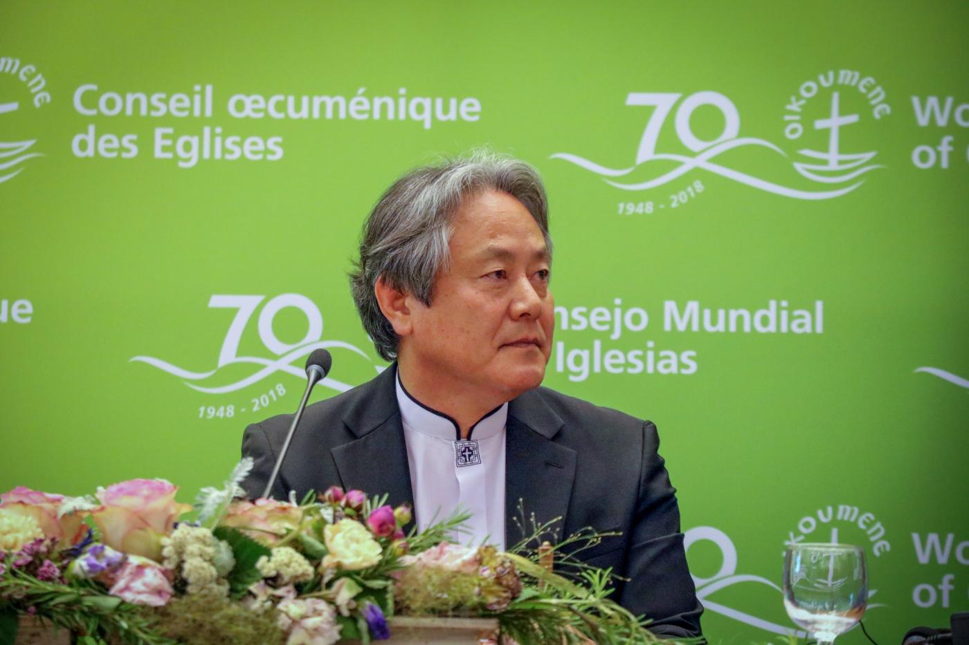 Rev. Hong-Jung Lee at the panel