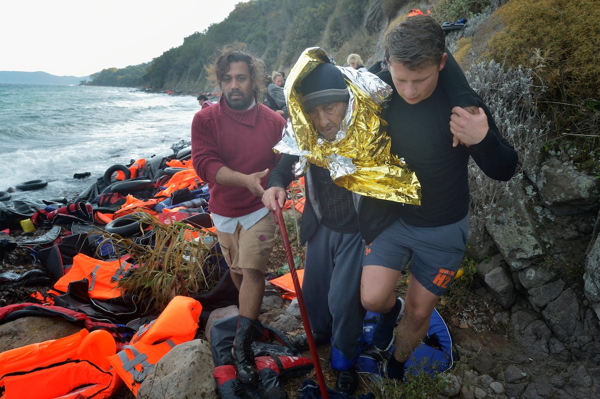 Refugee arrives on Greek island