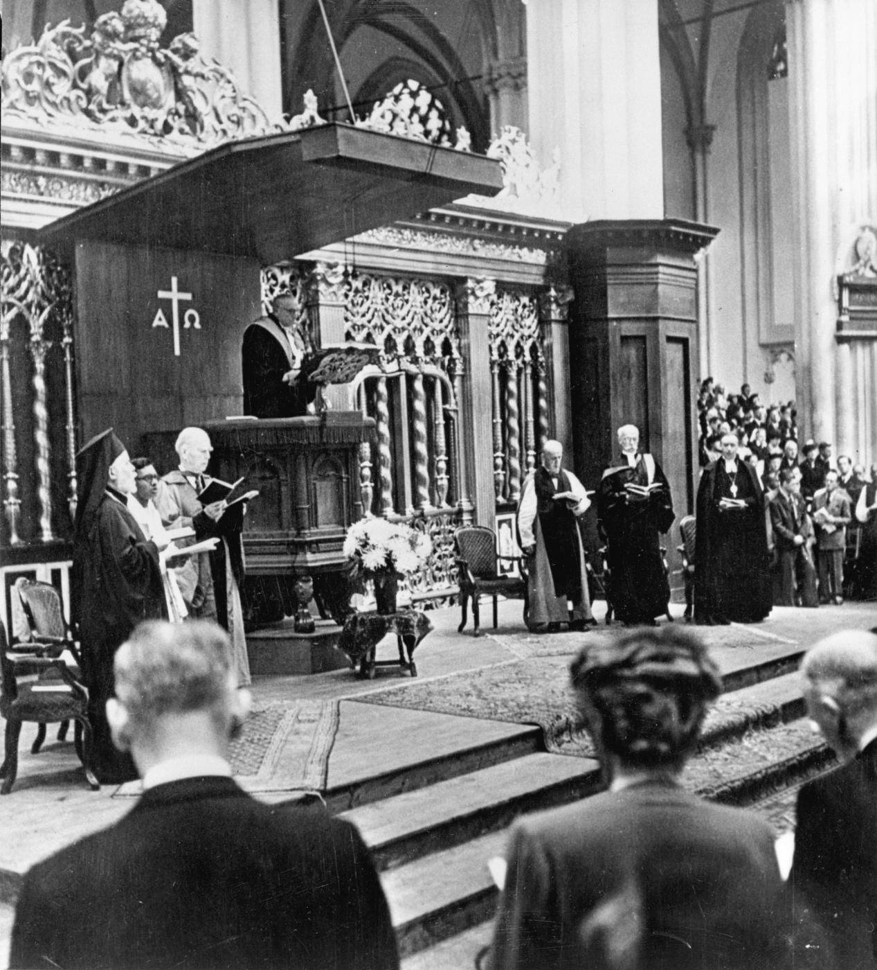 Opening service of the 1st assembly of WCC in Amsterdam, 1948. Left to right: Dr S. Germanos, Dr D.T. Niles, Dr John Mott, Dr K.H.E. Gravemeyer, Dr G.F. Fisher, Archibshop of Canterbury, Dr Marc Boegner, Dr E. Eidem.