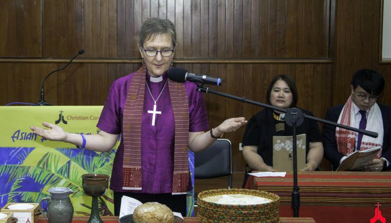 Holy Eucharistic Service at the closing of AEWA led by Bishop Genieve Blackwell from Australia. Photo: CCA