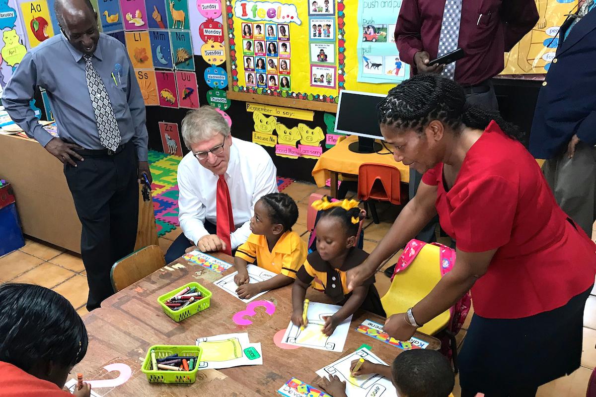 Un programme varié attendait le secrétaire général du COE lors de sa visite aux Caraïbes. Photo: © Marcelo Schneider/COE