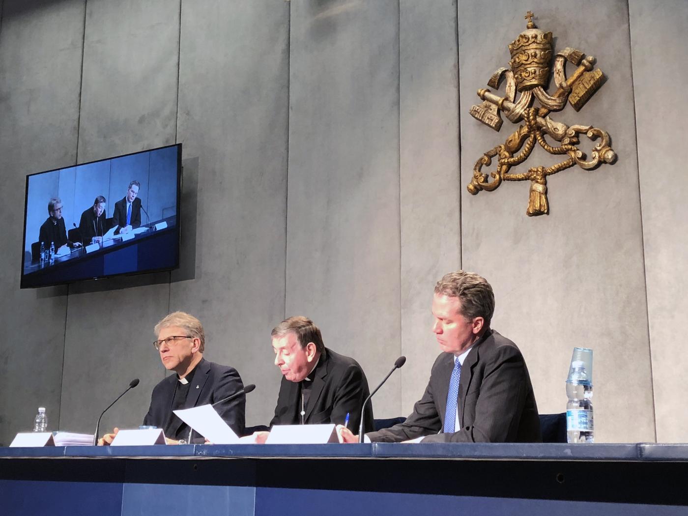 Rev. Dr Olav Fykse Tveit, Cardinal Kurt Koch and Mr Greg Burke, director of the Holy See Press Office during the press conference. Photo: Marianne Ejdersten/WCC