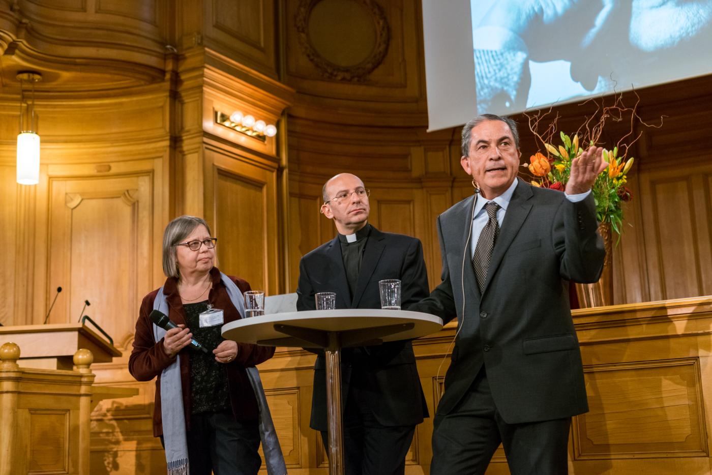 Mitri Raheb (centre) and Gideon Levy (right) at the award ceremony. © WCC/Albin Hillert