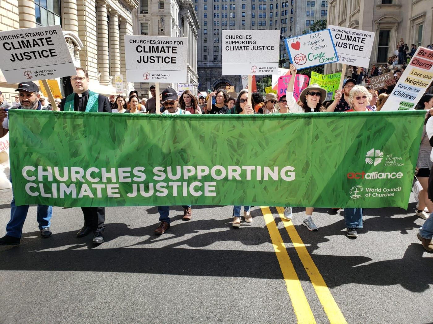 Las iglesias piden que se adopten medidas inmediatas a favor de la justicia climática en vísperas de la Cumbre sobre la Acción Climática en Nueva York. Foto: Joanna Patouris/ACT