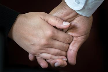 Holding hands, Photo: Albin Hillert/WCC